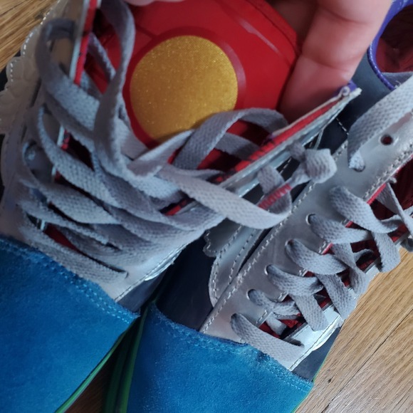 Vans Marvel Avengers Captain America Sneakers Mens Sz 8 Womens Sz 9.5 Low Top main image 15